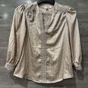 Mine Blouse Top Women’s Rose Gold Lace Trim Size Small